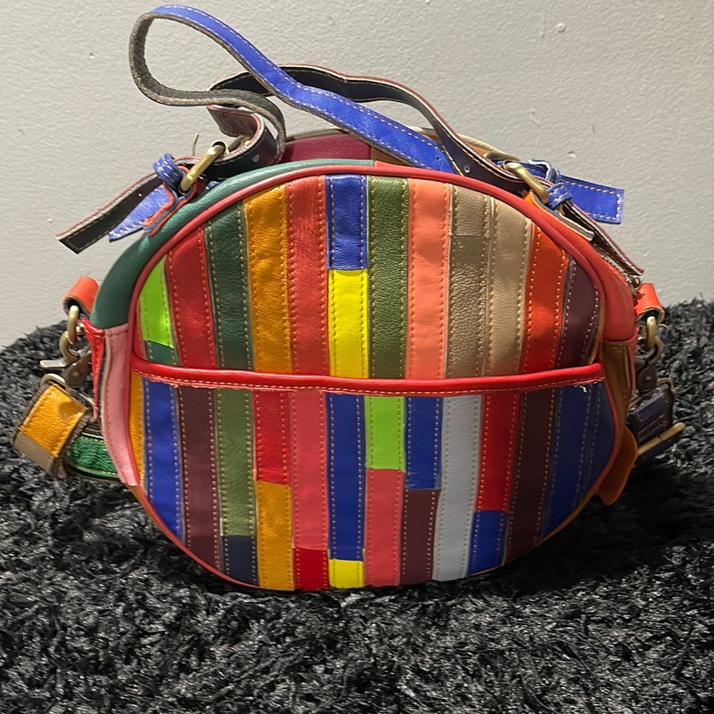 Ameri Leather Round Multi-Colored purse NEW